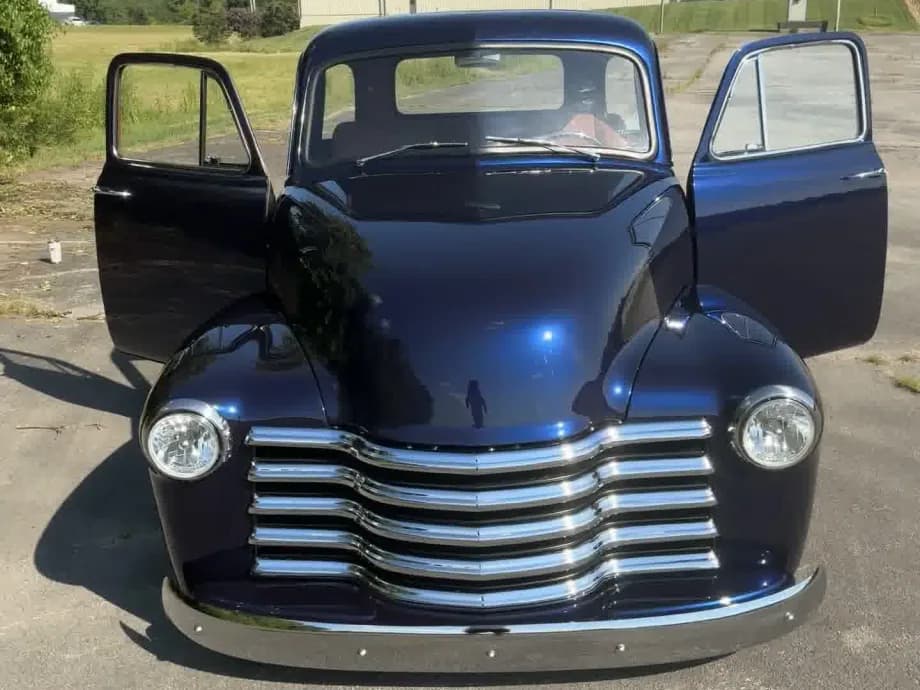 1952 Chevy 5-Window Truck