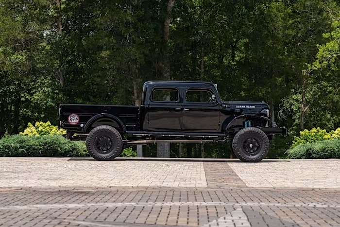Full side profile of the black four-door SYNISTA Power Wagon — photo 4 of 23