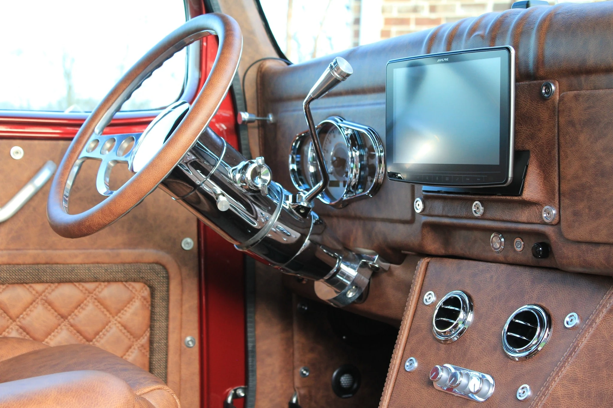 Dodge Power Wagon 4-Door Cab thumbnail 4
